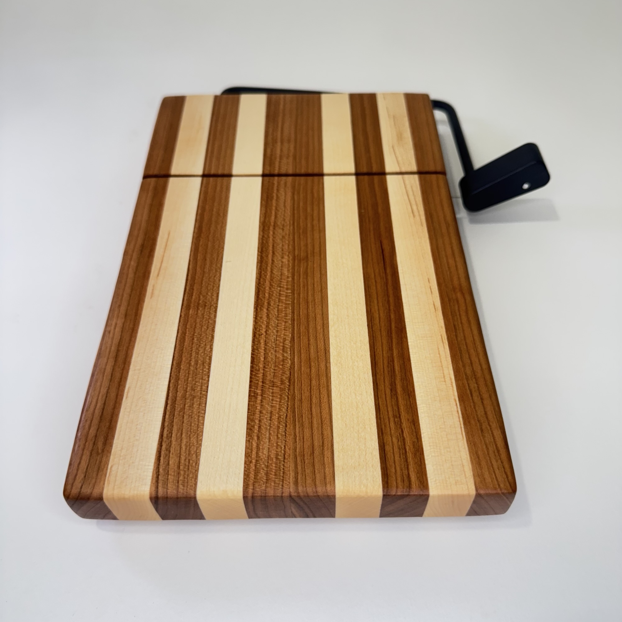 Alternative view of Main Engineering - Cherry & Maple - Cheese Slicer